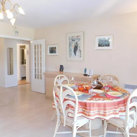Apartment Spacious 3-room 