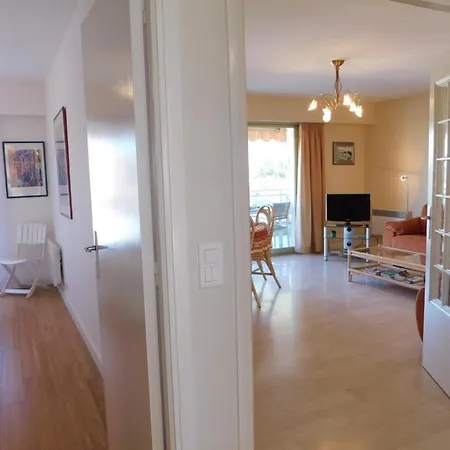 Apartamento Spacious 3-room 